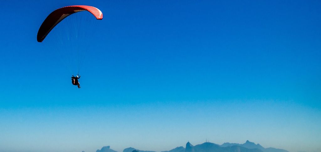 Vol en parapente : 3 atouts dont vous voudrez absolument profiter 